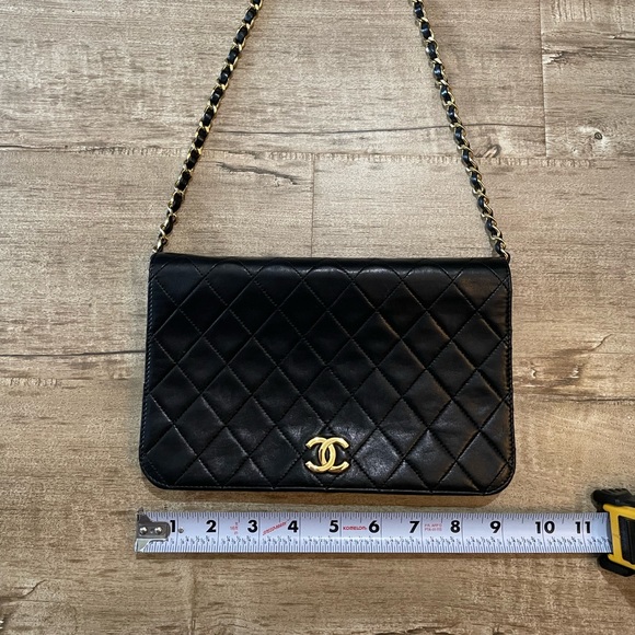 Vintage Chanel Lambskin Classic Mini Full Flap Shoulder Bag 24KGP Hardware - Picture 10 of 13